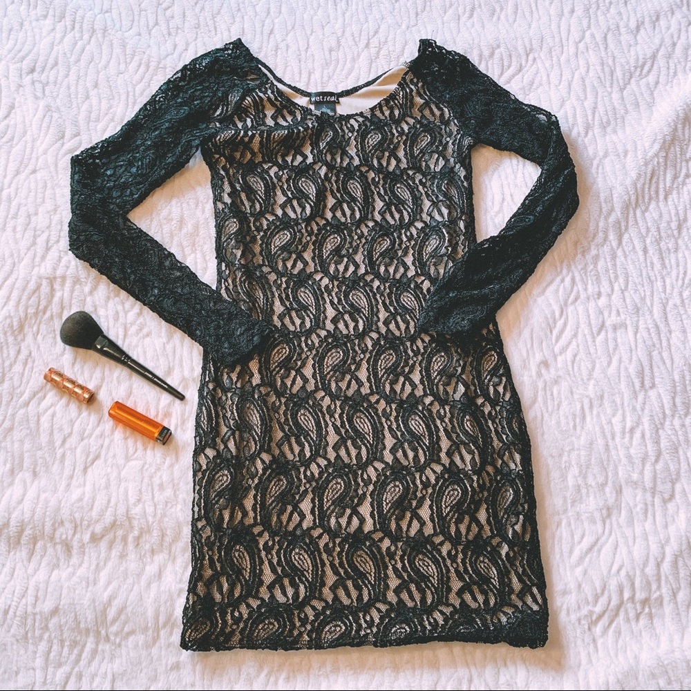 Full Lace Classy Mini Dress
